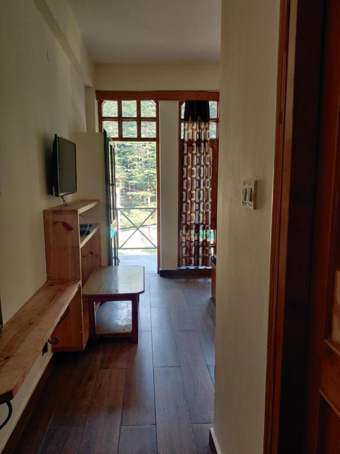 Hadimba Way Manali - Top Rated And Most Awarded Property In Manali !! Balcony Rooms Bagian luar foto