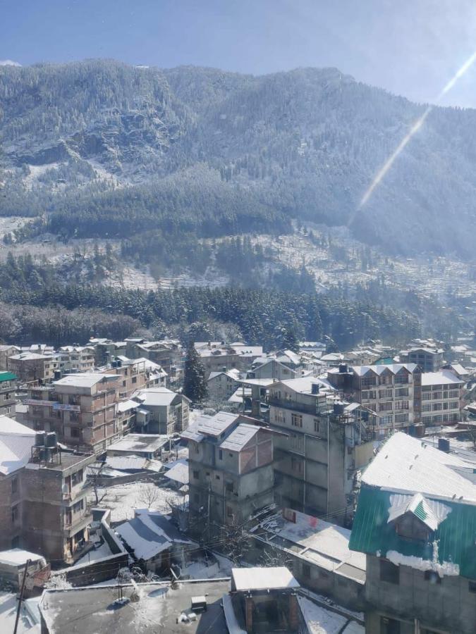 Hadimba Way Manali - Top Rated And Most Awarded Property In Manali !! Balcony Rooms Bagian luar foto