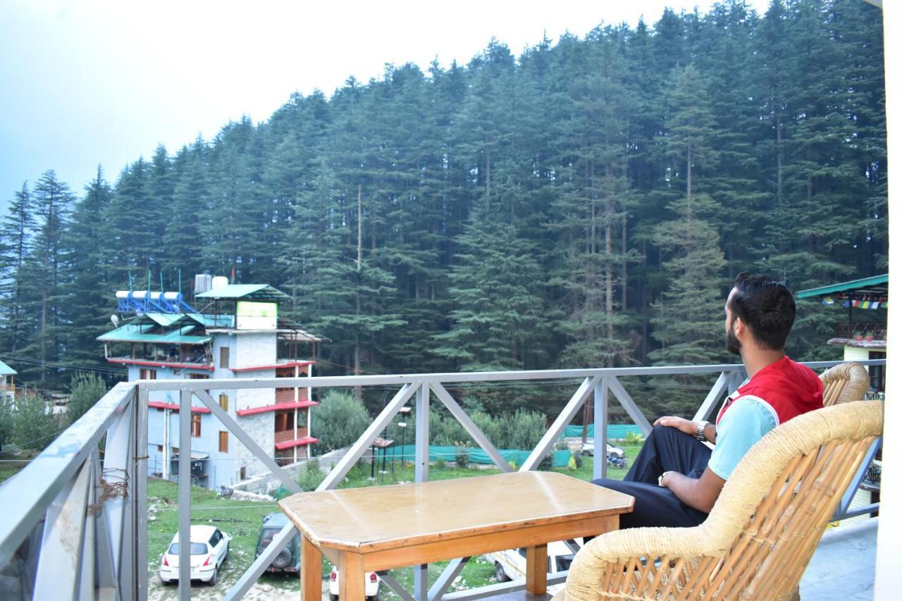 Hadimba Way Manali - Top Rated And Most Awarded Property In Manali !! Balcony Rooms Bagian luar foto