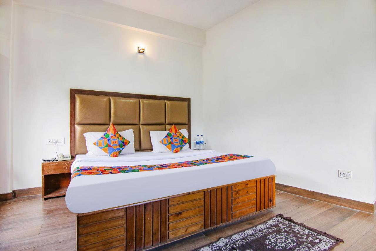 Hadimba Way Manali - Top Rated And Most Awarded Property In Manali !! Balcony Rooms Bagian luar foto