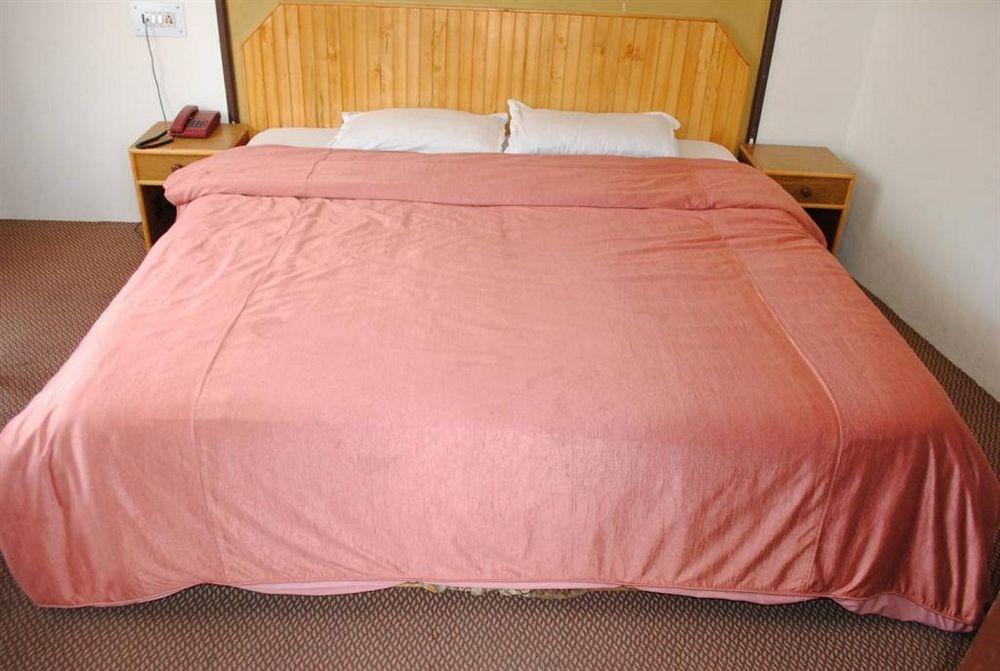 Hadimba Way Manali - Top Rated And Most Awarded Property In Manali !! Balcony Rooms Bagian luar foto
