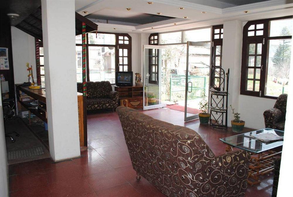 Hadimba Way Manali - Top Rated And Most Awarded Property In Manali !! Balcony Rooms Bagian luar foto